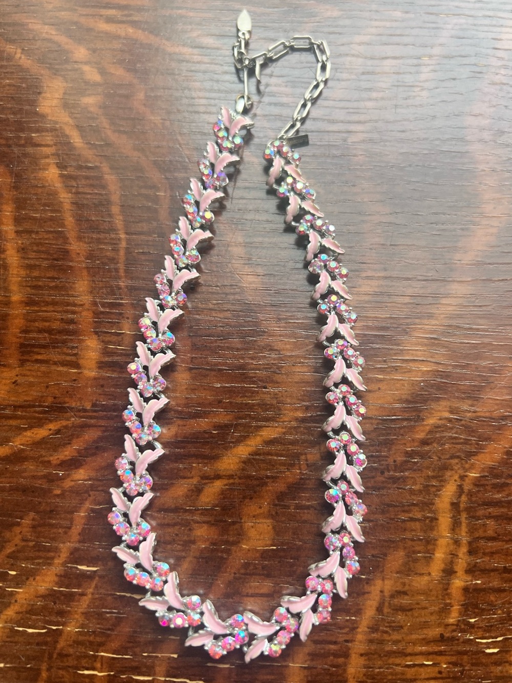 Makers Mark of Longcraft 1950's Pink Rhine & Leaf motif Necklace